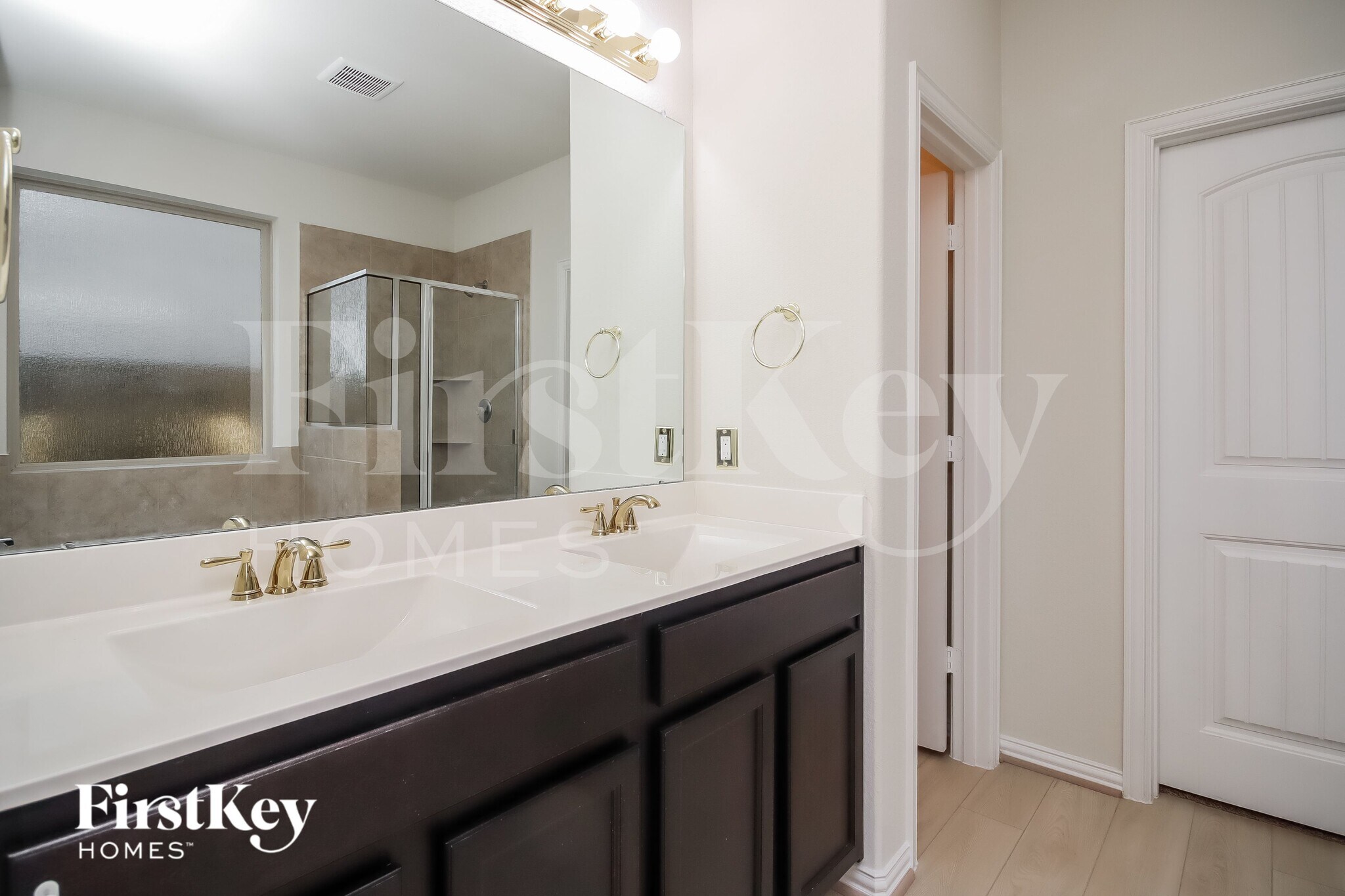 Building Photo - 2826 Torrey Pines Dr