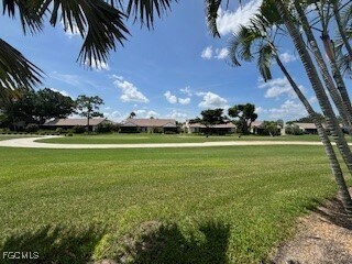 Building Photo - 1700 Pine Valley Dr