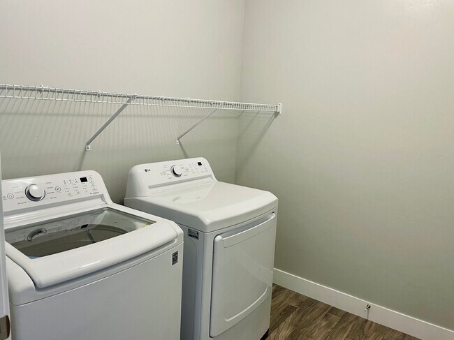 Building Photo - 3724 W 1850 N