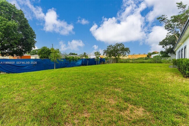 Building Photo - 11870 SW 220th Terrace