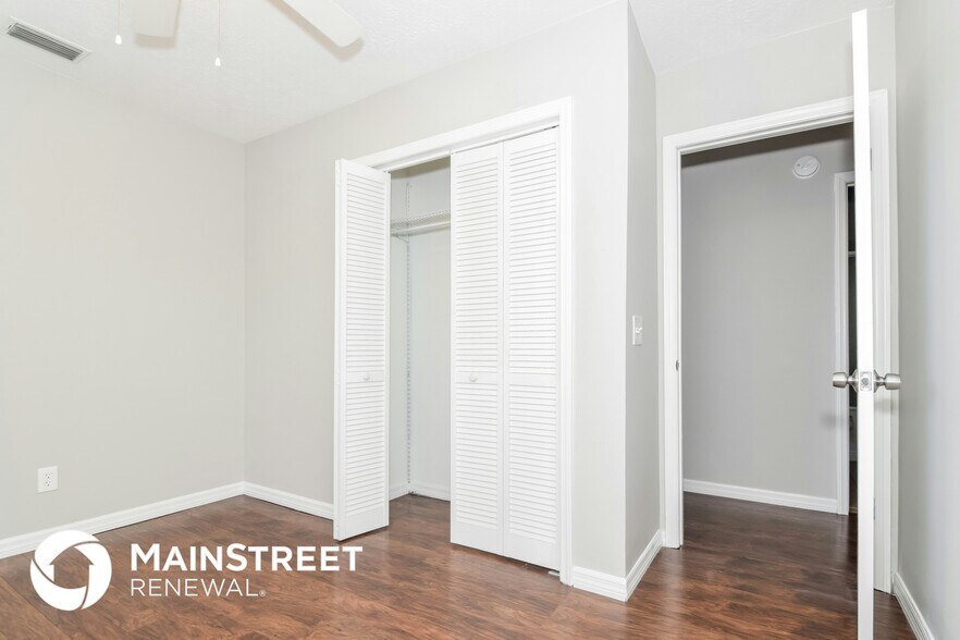 Building Photo - 2219 Glen Mist Dr