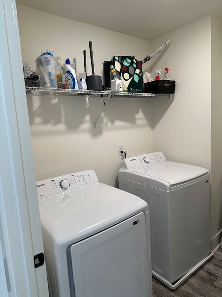 Building Photo - 7784 Baron Rd