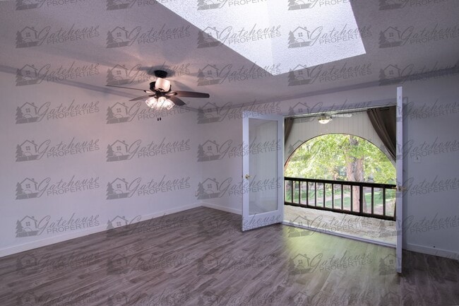 Building Photo - 3342 S Oneida Way