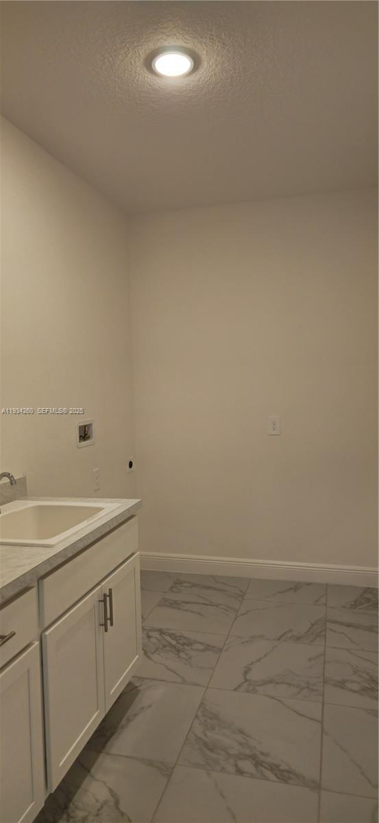 Building Photo - 4650 SW Quezon St