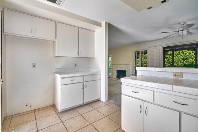 Building Photo - 72754 Pitahaya St