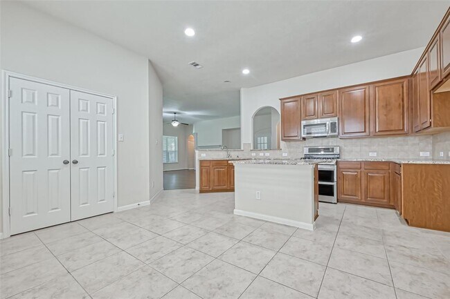 Building Photo - 4330 Hazepoint Drive
