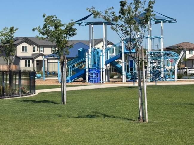 Building Photo - 333 Teton Ranch Wy