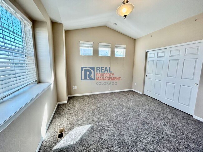 Building Photo - 14700 E 104th Ave