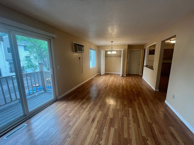 Building Photo - 942 Wescott Trail