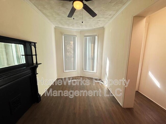 Building Photo - 2827 Woodbrook Ave