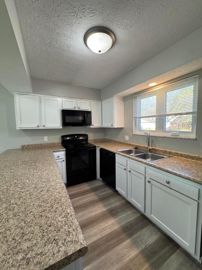Building Photo - 6388 Wolcott Ct
