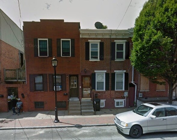 Primary Photo - 418-420 E 11th St
