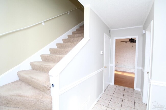 Building Photo - 4206 Lynn Ora Dr