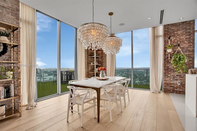 Building Photo - 3301 NE 1st Ave