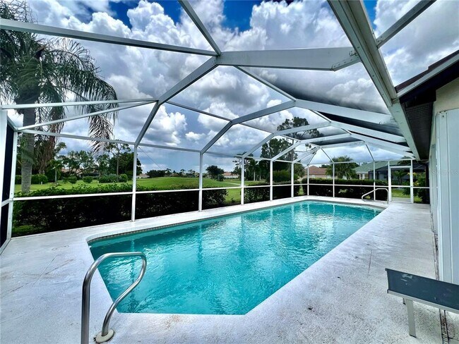 Building Photo - 4061 King Tarpon Dr