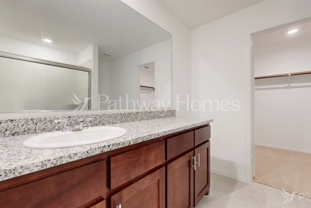 Building Photo - 1222 Tallow Trl