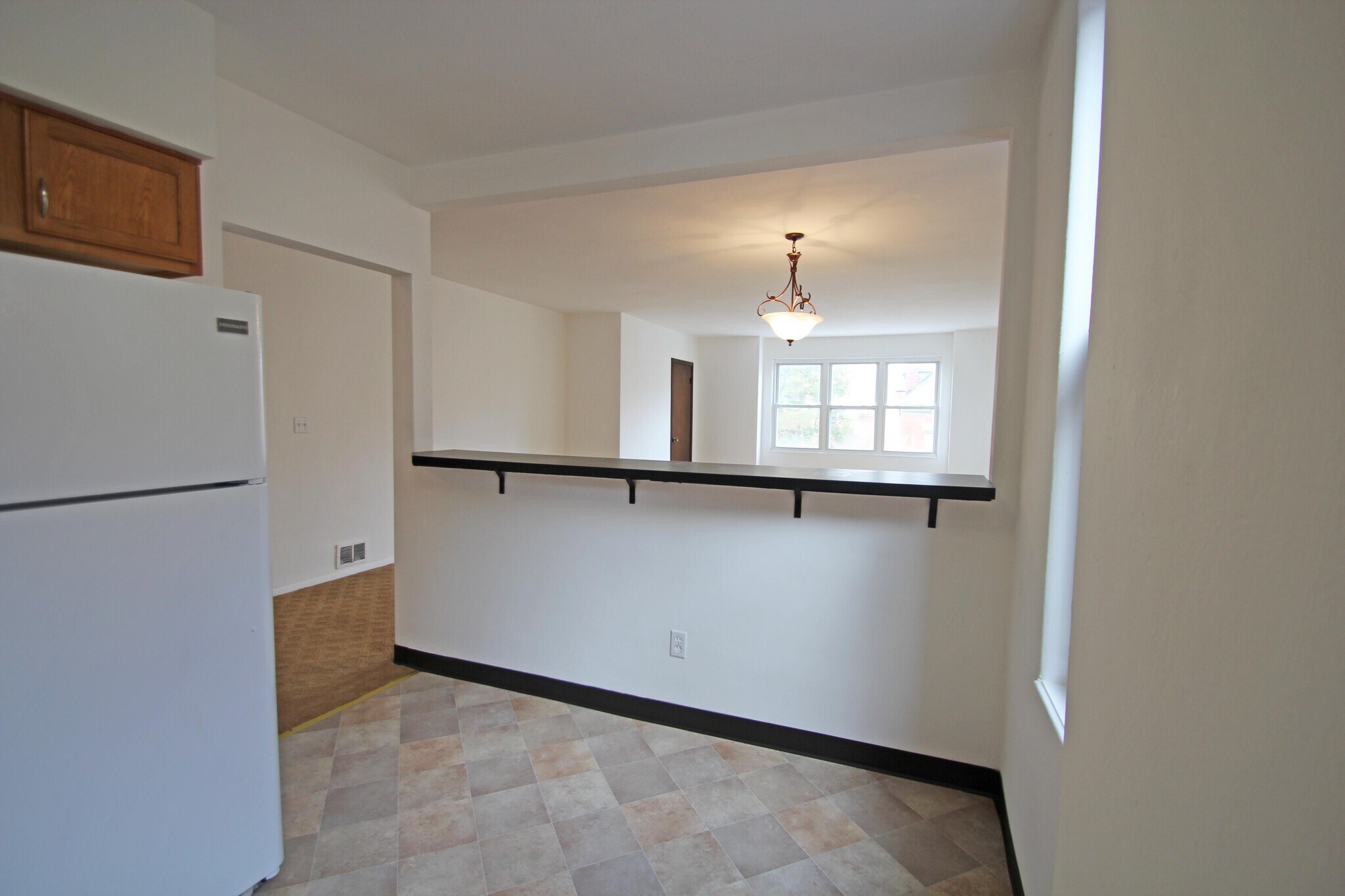 Building Photo - 321 S Trenton Ave