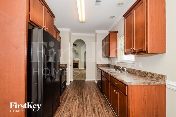 Building Photo - 8229 Owen Park Dr