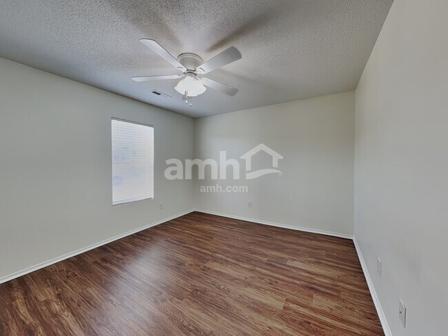 Building Photo - 1009 Gelfield Rd