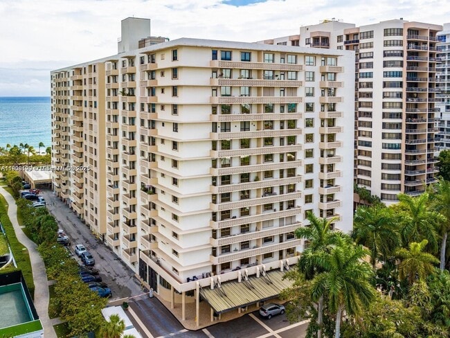 Building Photo - 10185 Collins Ave