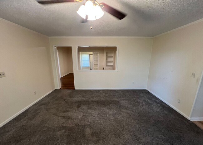 Building Photo - Coming Soon! Spacious 3-Bed, 2-Bath Home i...