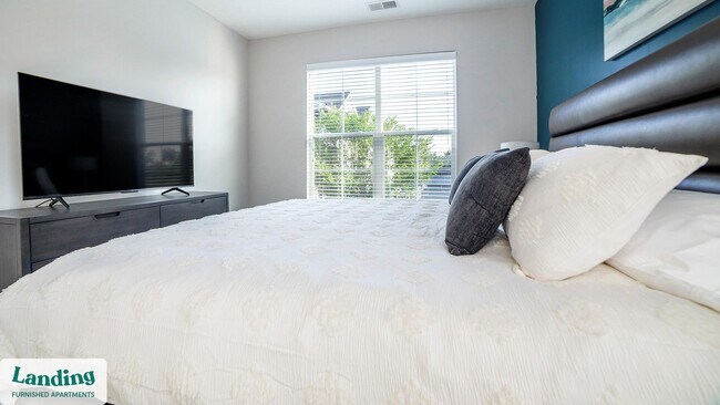 Building Photo - 4664 Kenny Rd