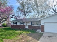 Building Photo - 3-bedroom, 1.5 bathroom unfurnished home in Saint Joseph