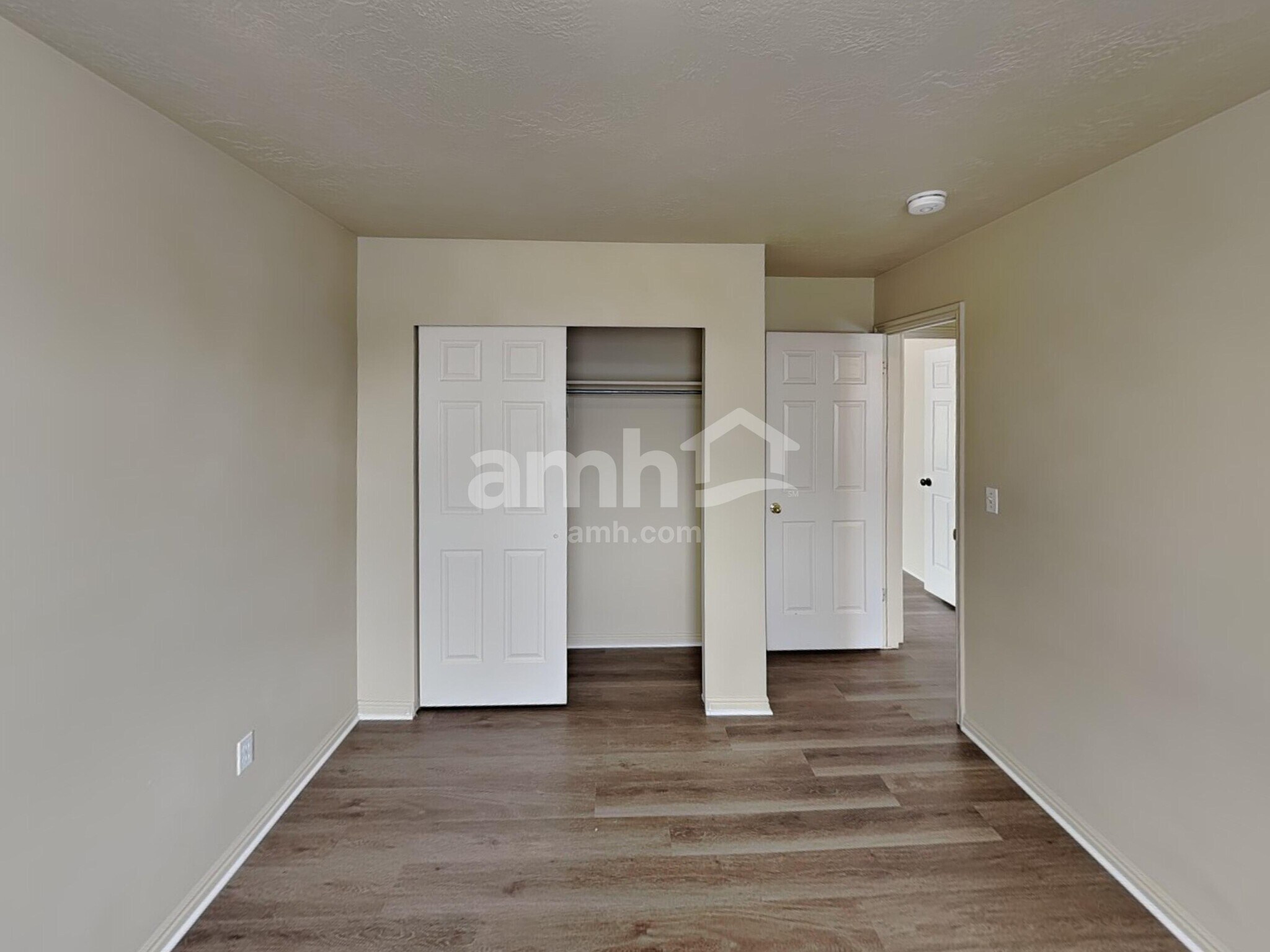 Building Photo - 1126 N 2570 W