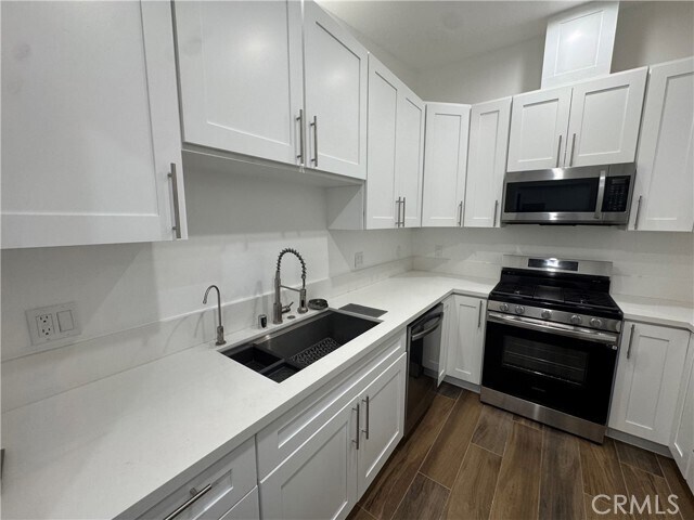 Building Photo - 6439 Graves Ave