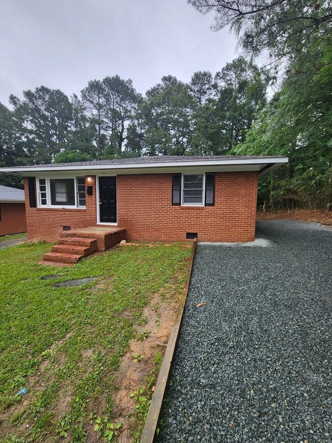 Building Photo - Chapel Hill / 3BR House on Bolin Heights A...