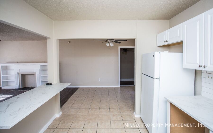 Building Photo - 1910 28th St