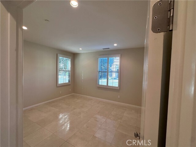 Building Photo - 74 Nassau