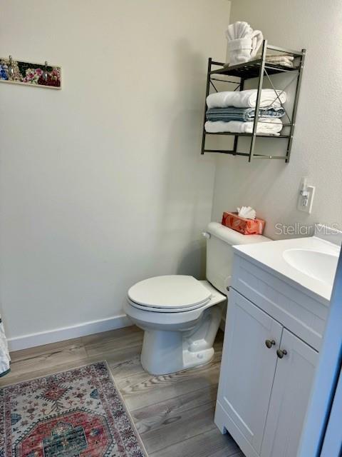 Building Photo - 1357 Lakeshore Dr