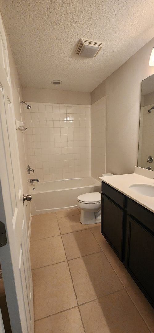 Building Photo - Great Townhouse Belle Isle