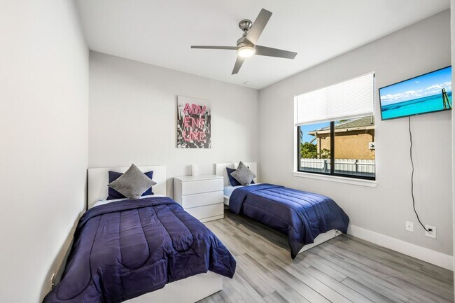 Building Photo - Charming 3BR House in Cape Coral