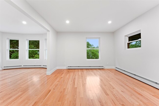 Building Photo - 46 North St