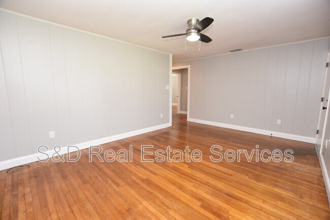 Building Photo - 312 Cannon St