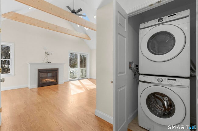 Building Photo - 18 Madeline Dr