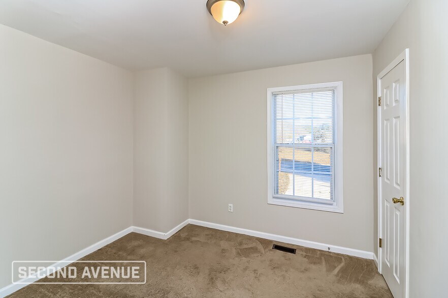 Building Photo - 58 Southwind Dr