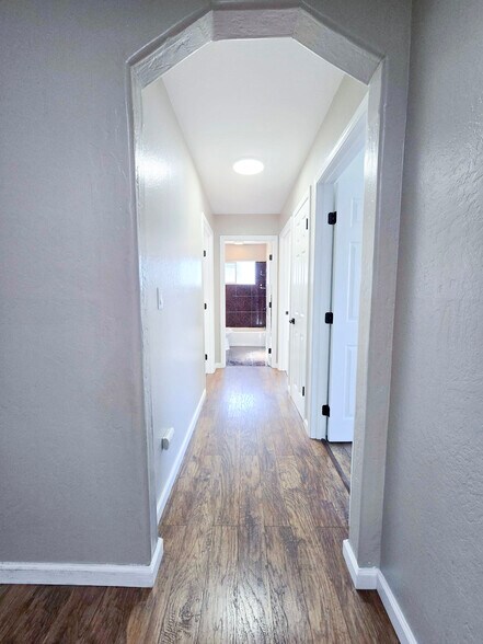 Building Photo - 2944 E 29th St