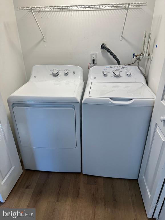 Building Photo - 574 Loch Lomond Dr