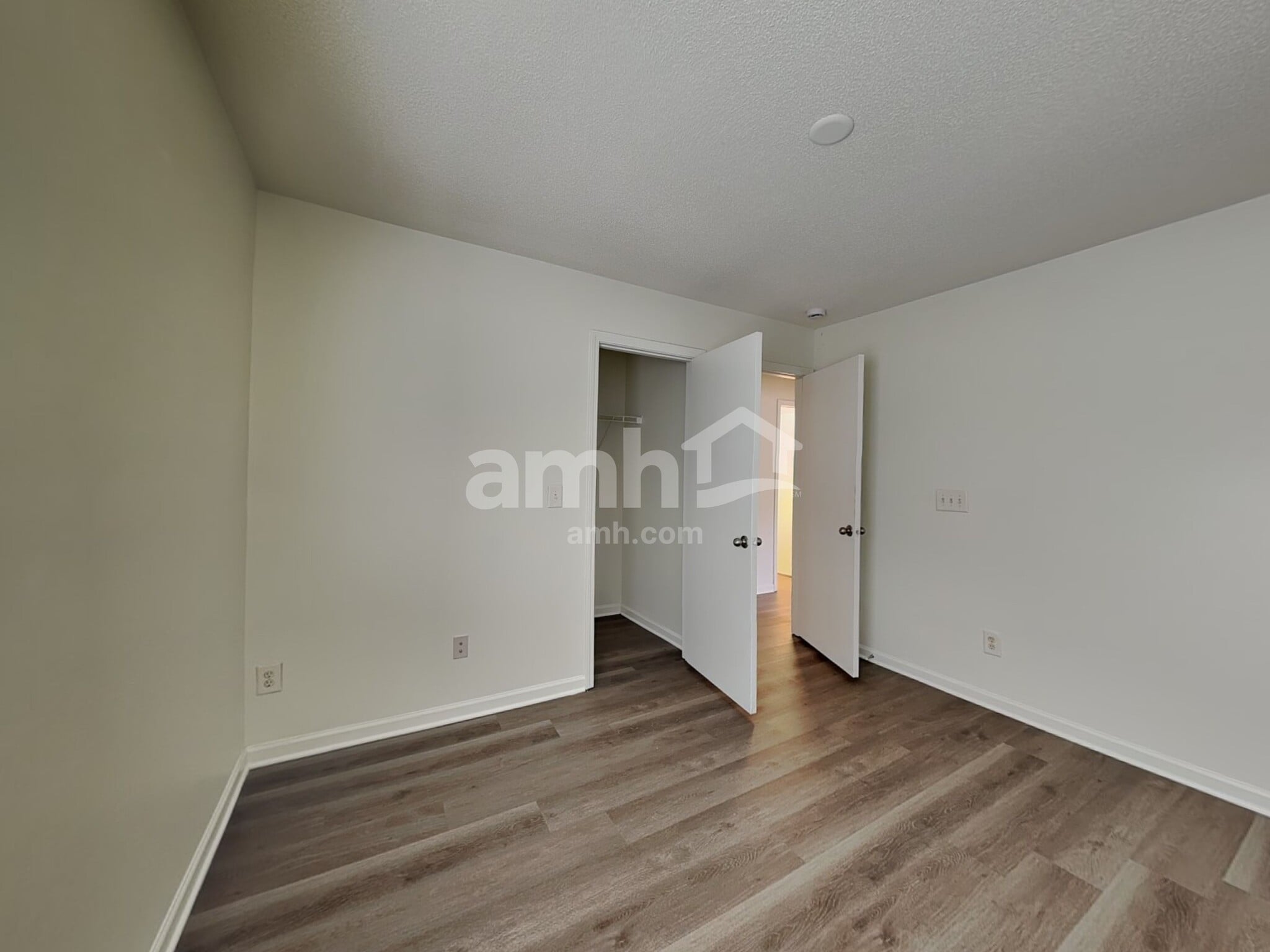 Building Photo - 6025 Namozine Ct