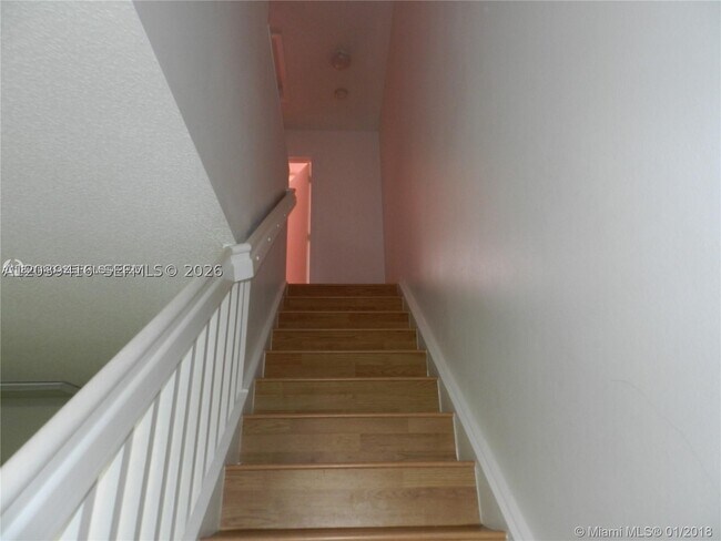 Building Photo - 2167 Madeira Dr