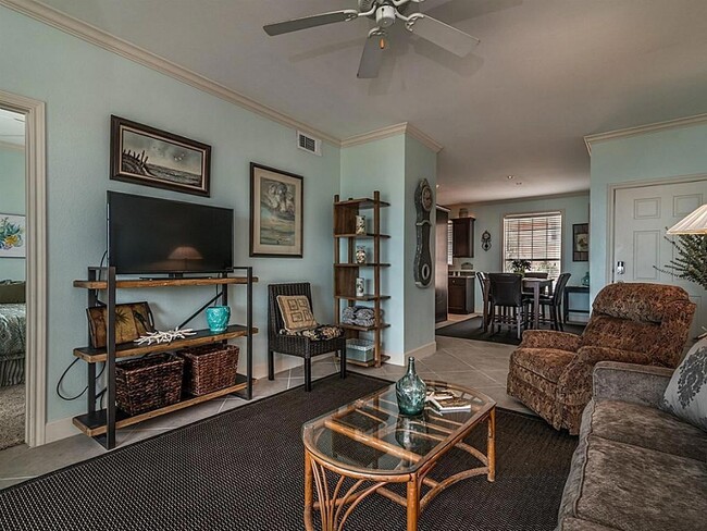 Building Photo - 7000 Seawall Blvd