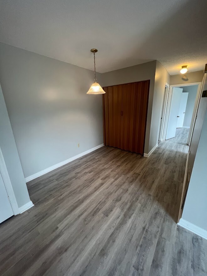 Building Photo - 509 Mystic Dr Unit H