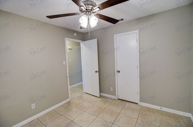 Building Photo - 5917 Birchhill Rd