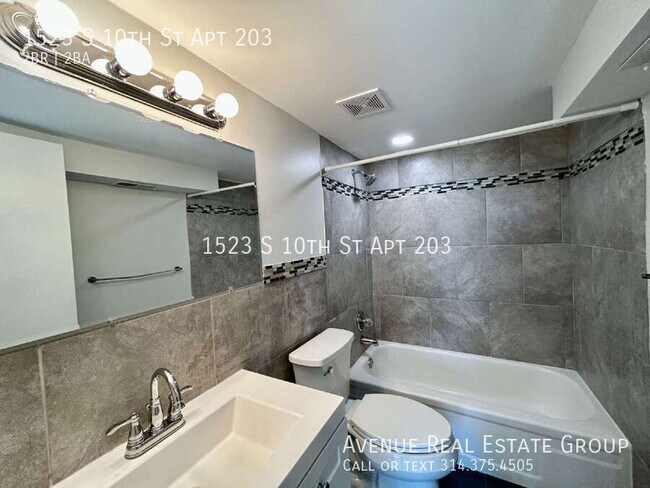 Building Photo - 1523 S 10th St