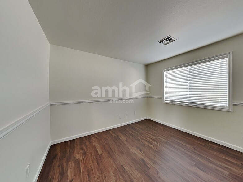 Building Photo - 8554 W El Caminito Dr