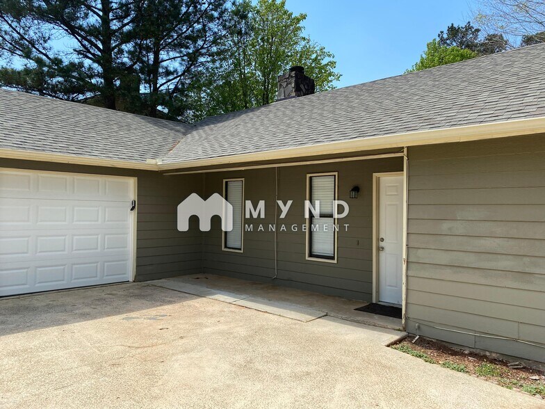 Building Photo - 7225 Little Fawn Pkwy