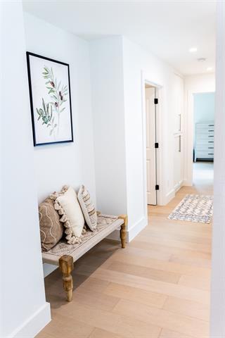 Building Photo - 1223 Ridgewood Cir